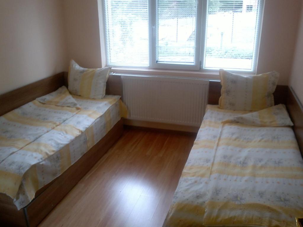 Villa Nanevi Teteven Quarto foto