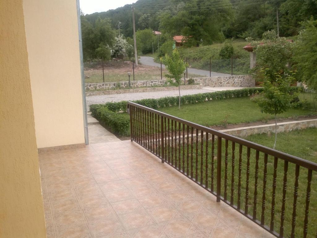 Villa Nanevi Teteven Quarto foto
