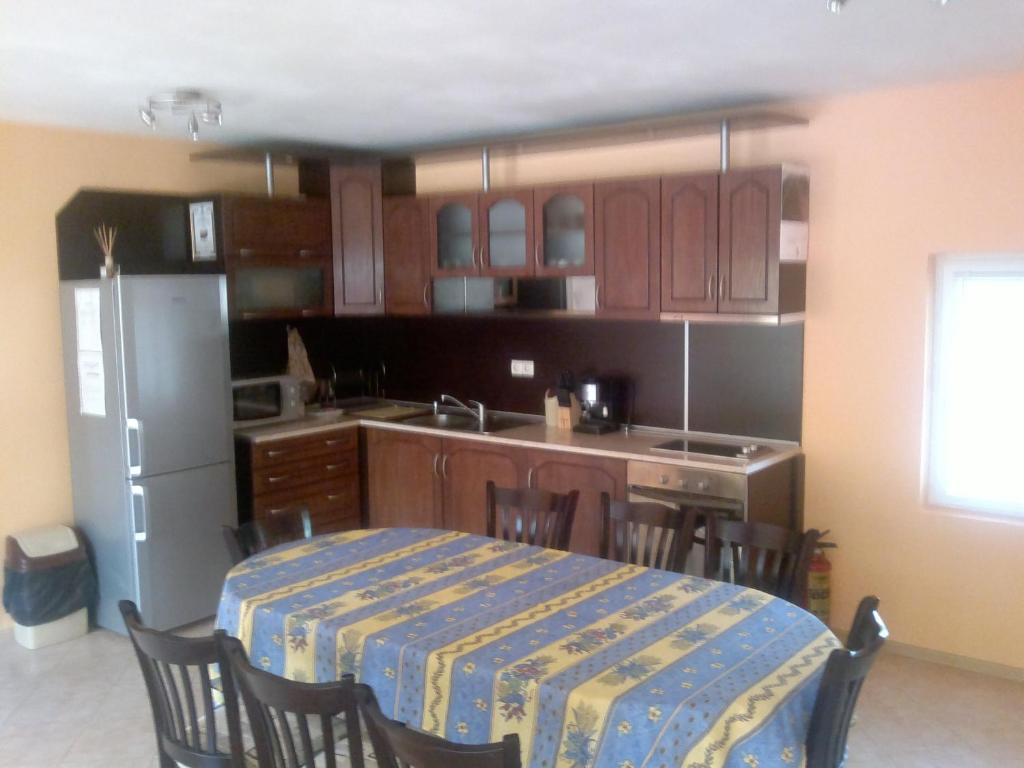 Villa Nanevi Teteven Quarto foto