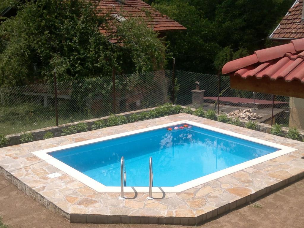 Villa Nanevi Teteven Exterior foto